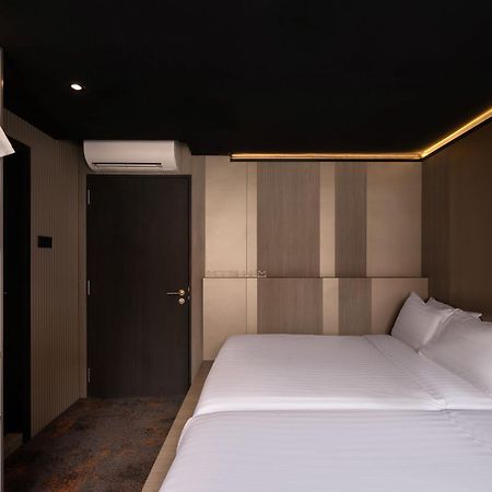 Cube Social Boutique Capsule Hotel At Boat Quay 新加坡 外观 照片