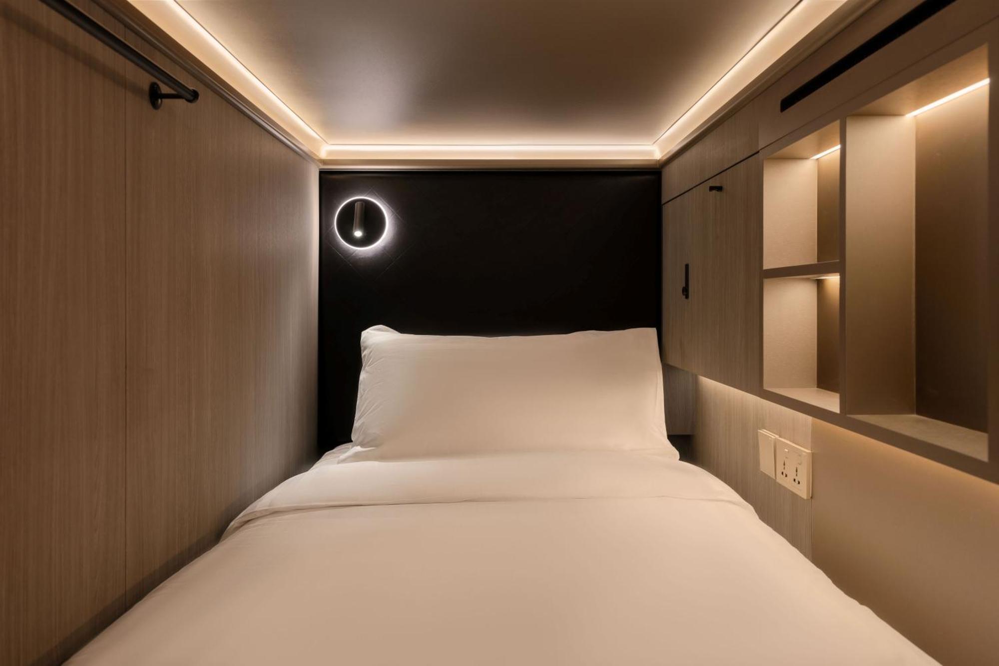 Cube Social Boutique Capsule Hotel At Boat Quay 新加坡 客房 照片