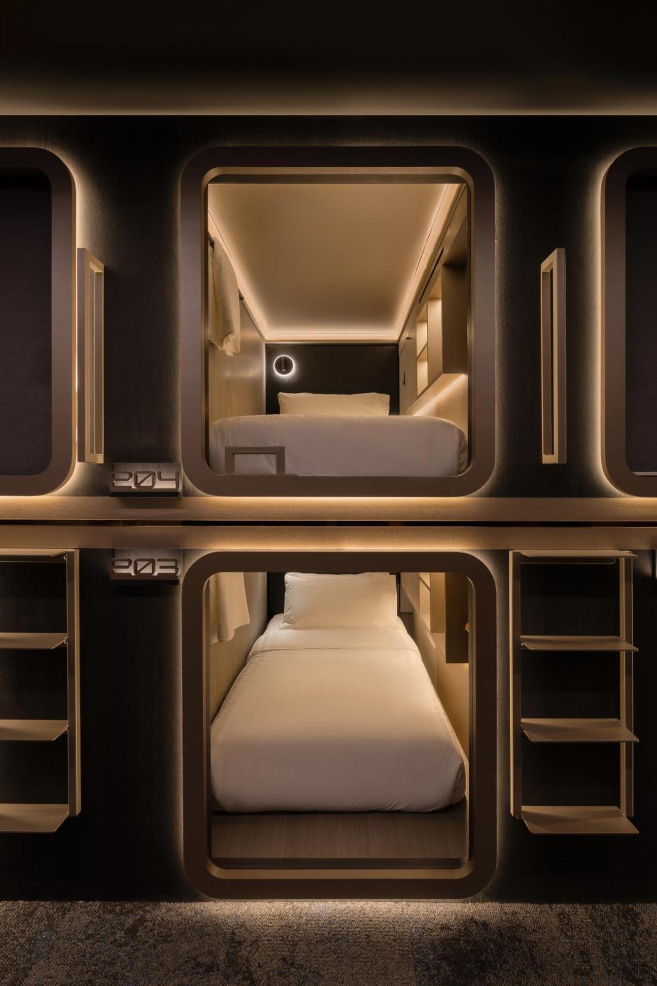 Cube Social Boutique Capsule Hotel At Boat Quay 新加坡 外观 照片