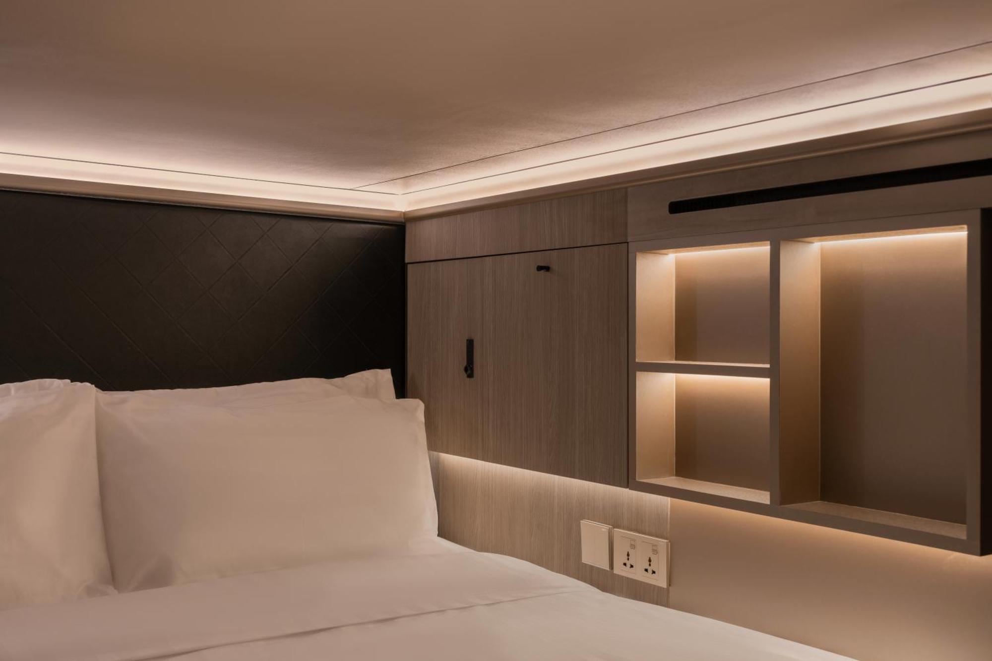Cube Social Boutique Capsule Hotel At Boat Quay 新加坡 外观 照片